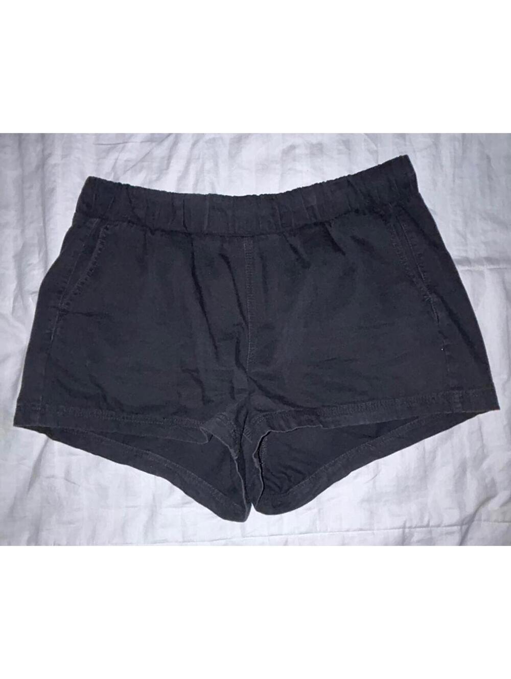 Torrid Shorts Pull On Elastic Waist Sz 1